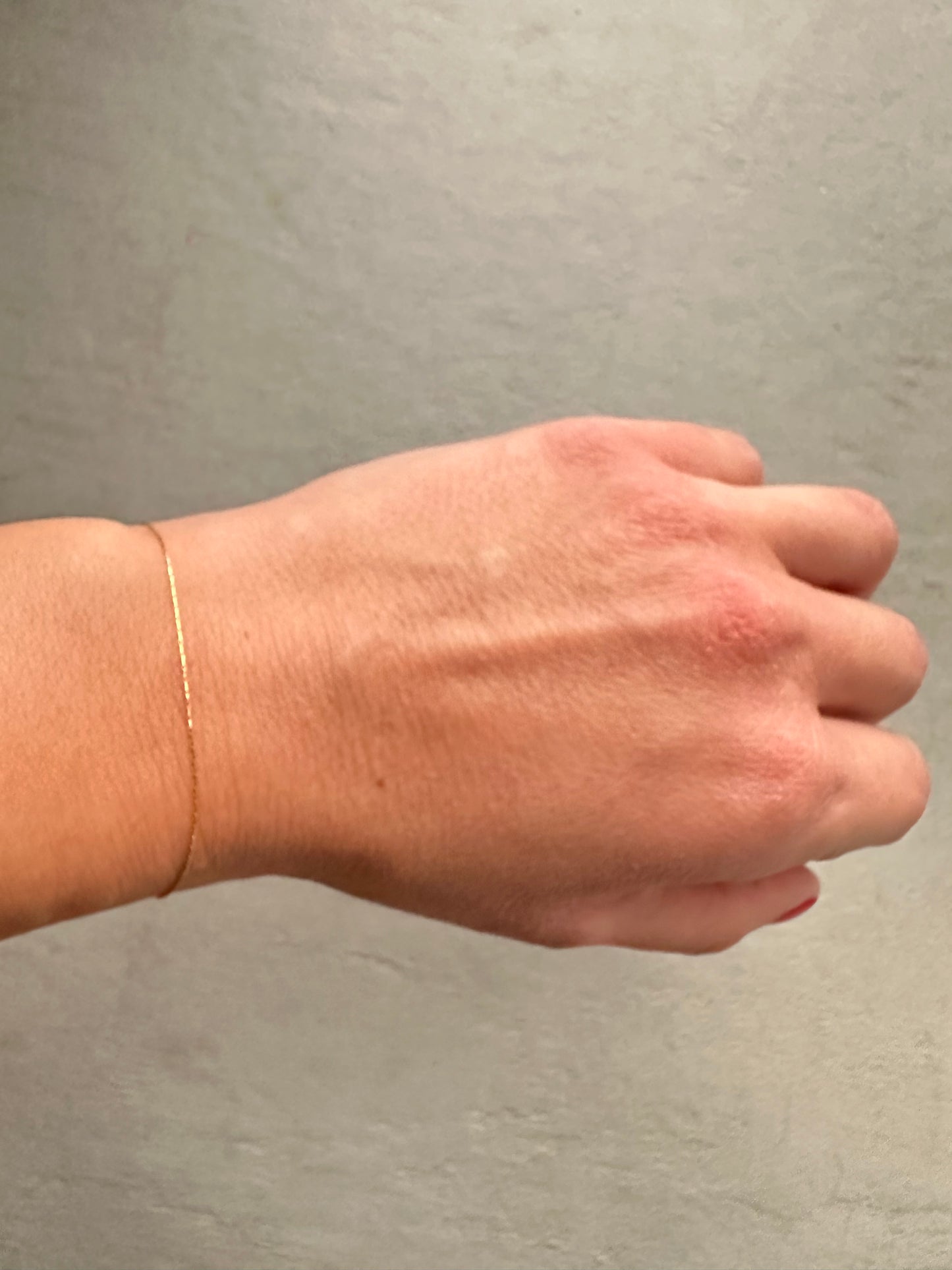 Ultra-Thin Gold Chain Bracelet – Minimalist Elegance