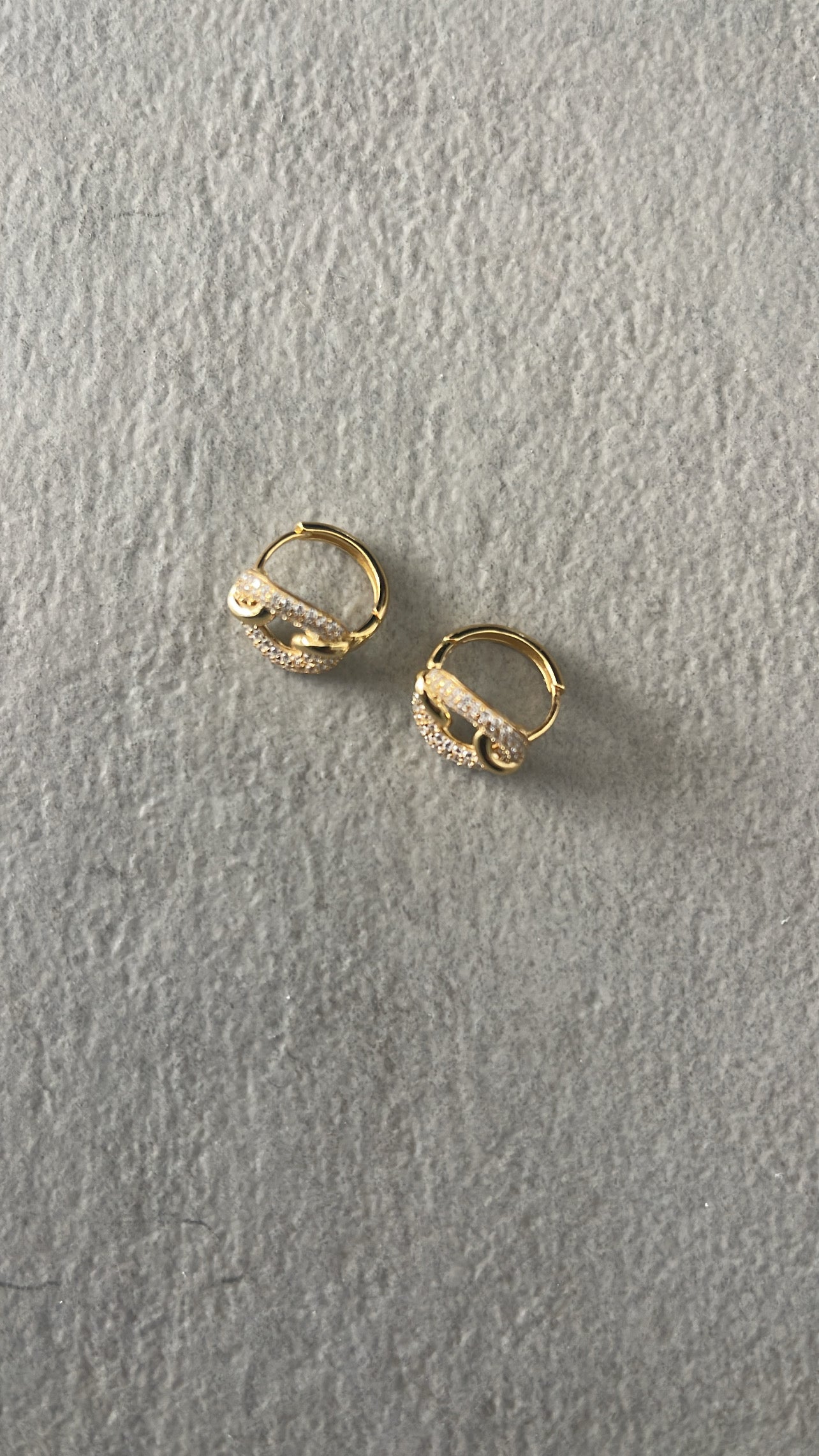 Zircon circle hoops
