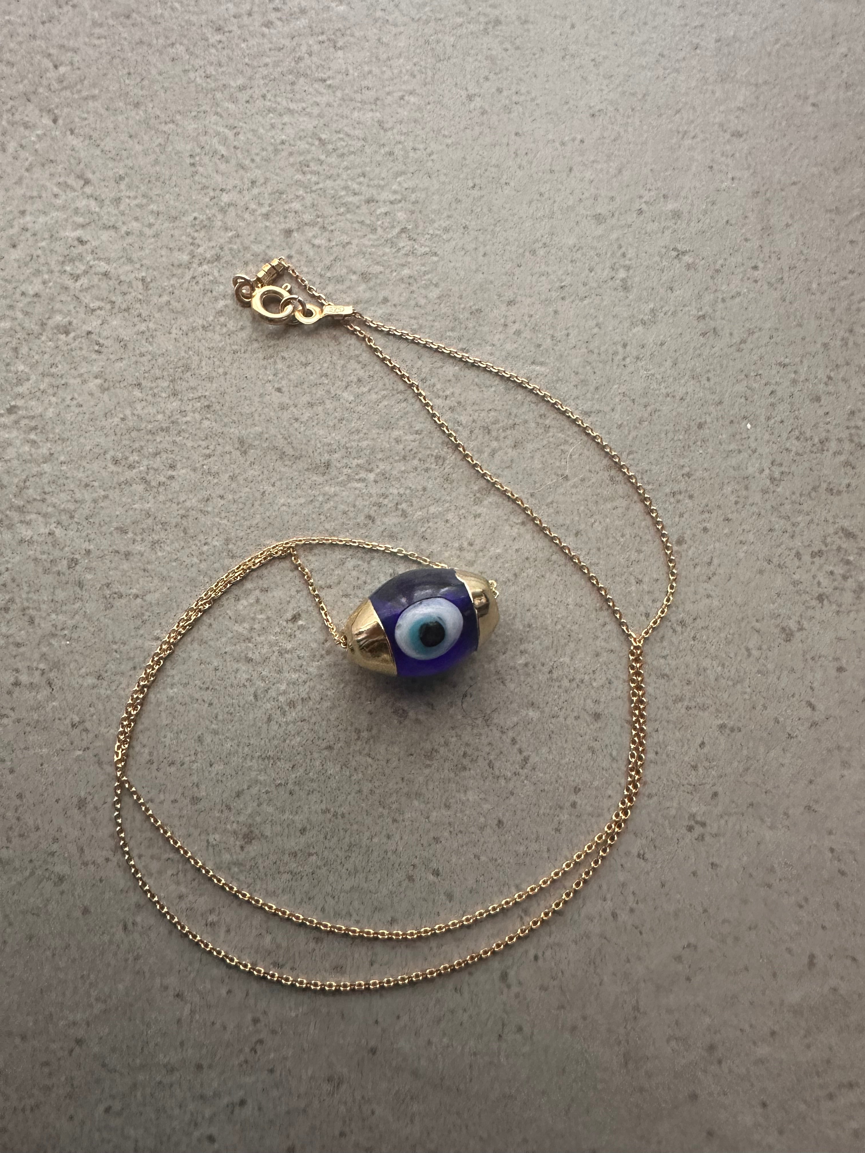 The protection necklace
