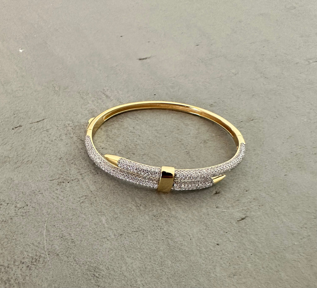 Nail head bangle