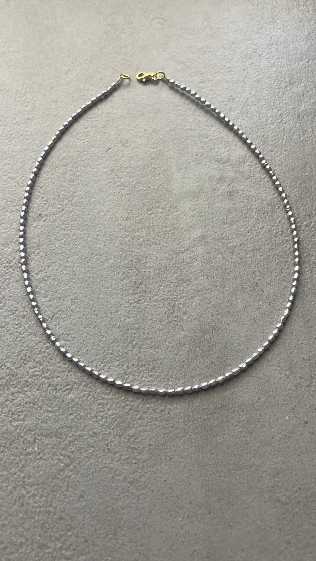 Grey pearl necklace