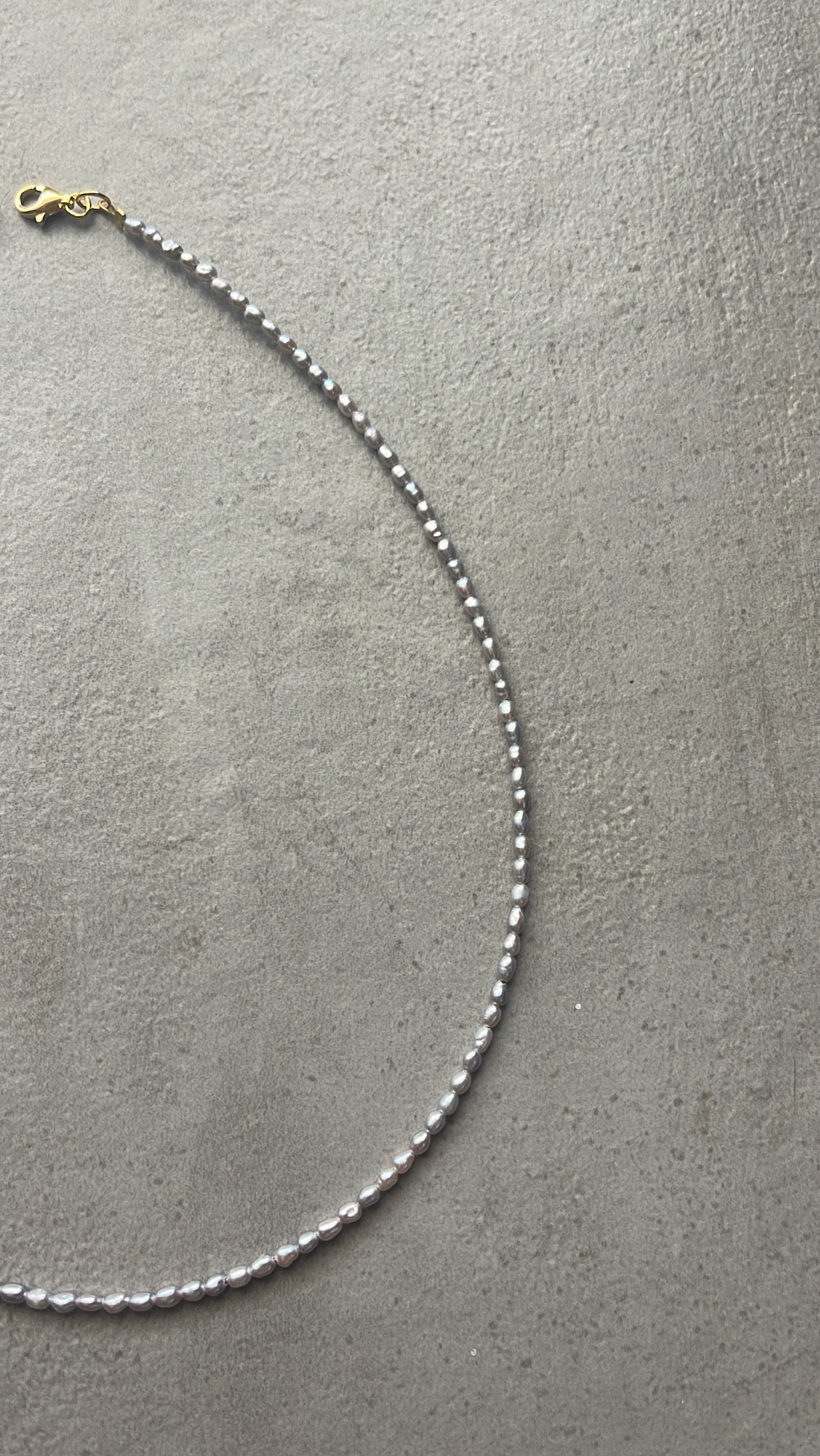 Grey pearl necklace