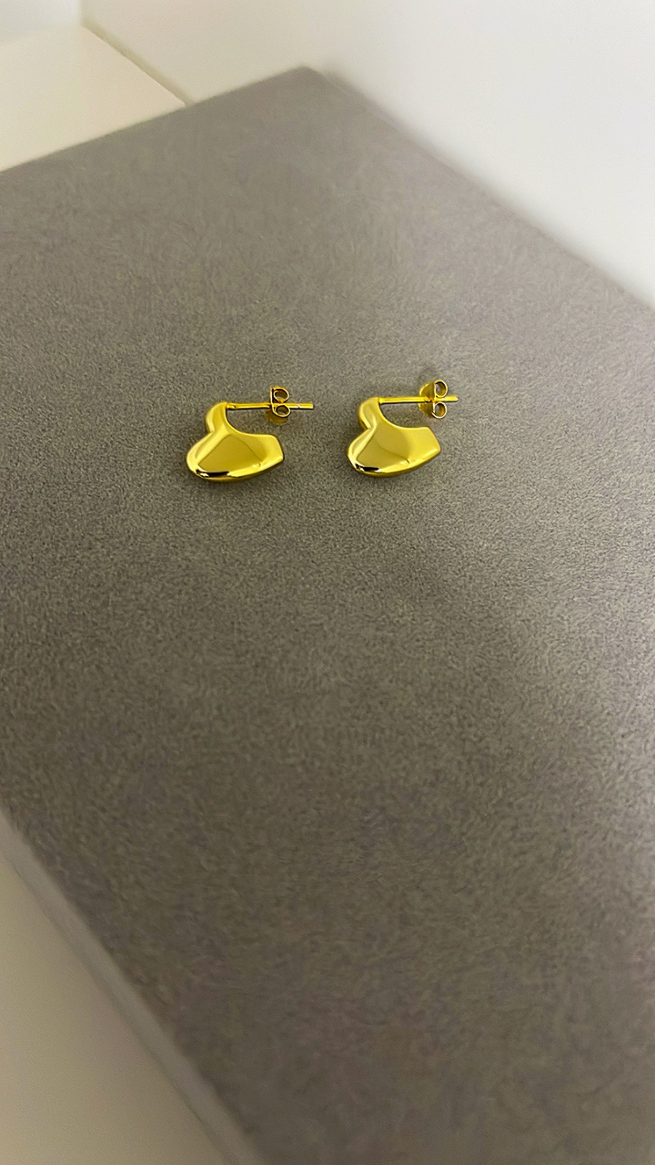 Heart earrings