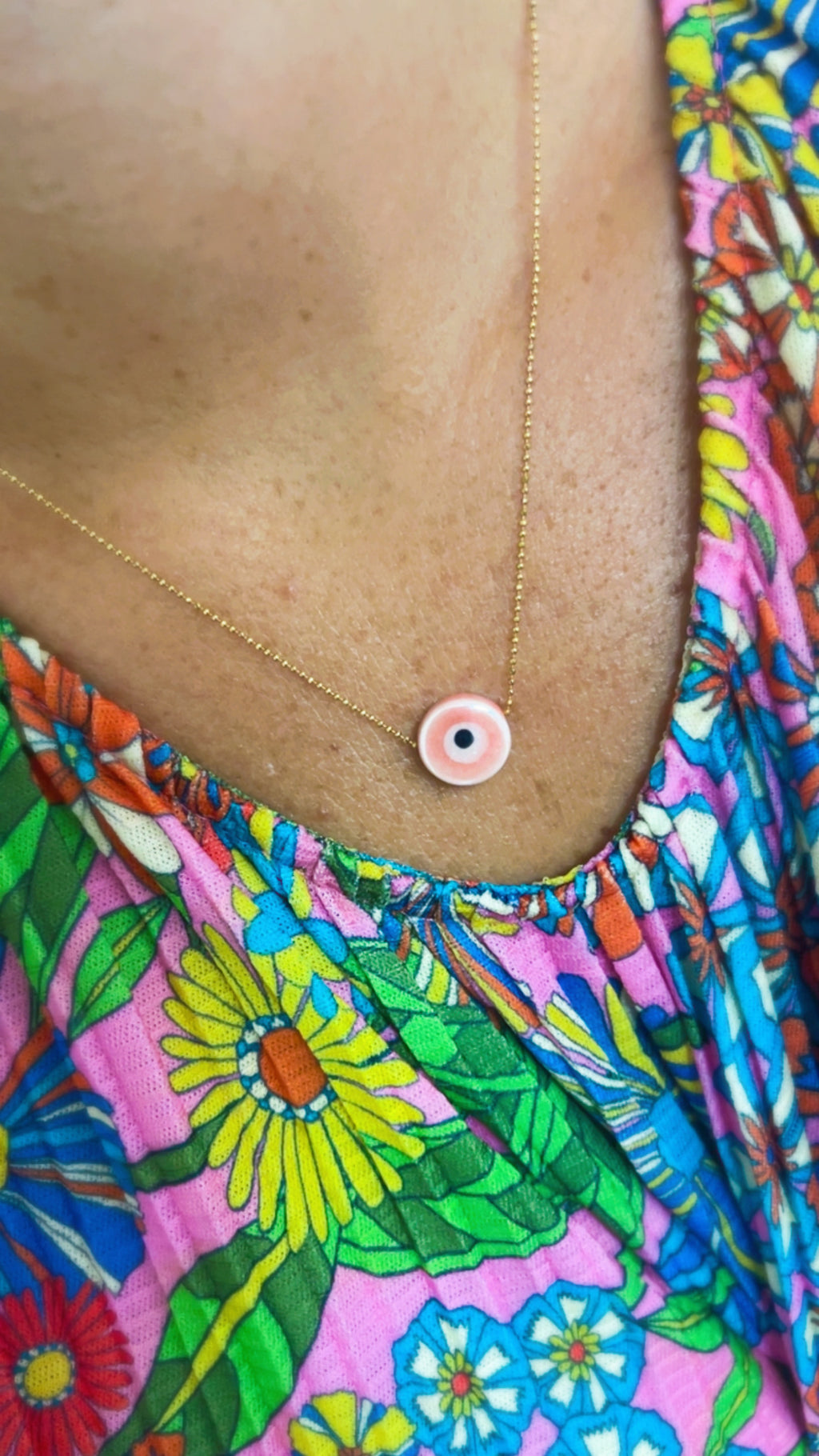 Eye necklace
