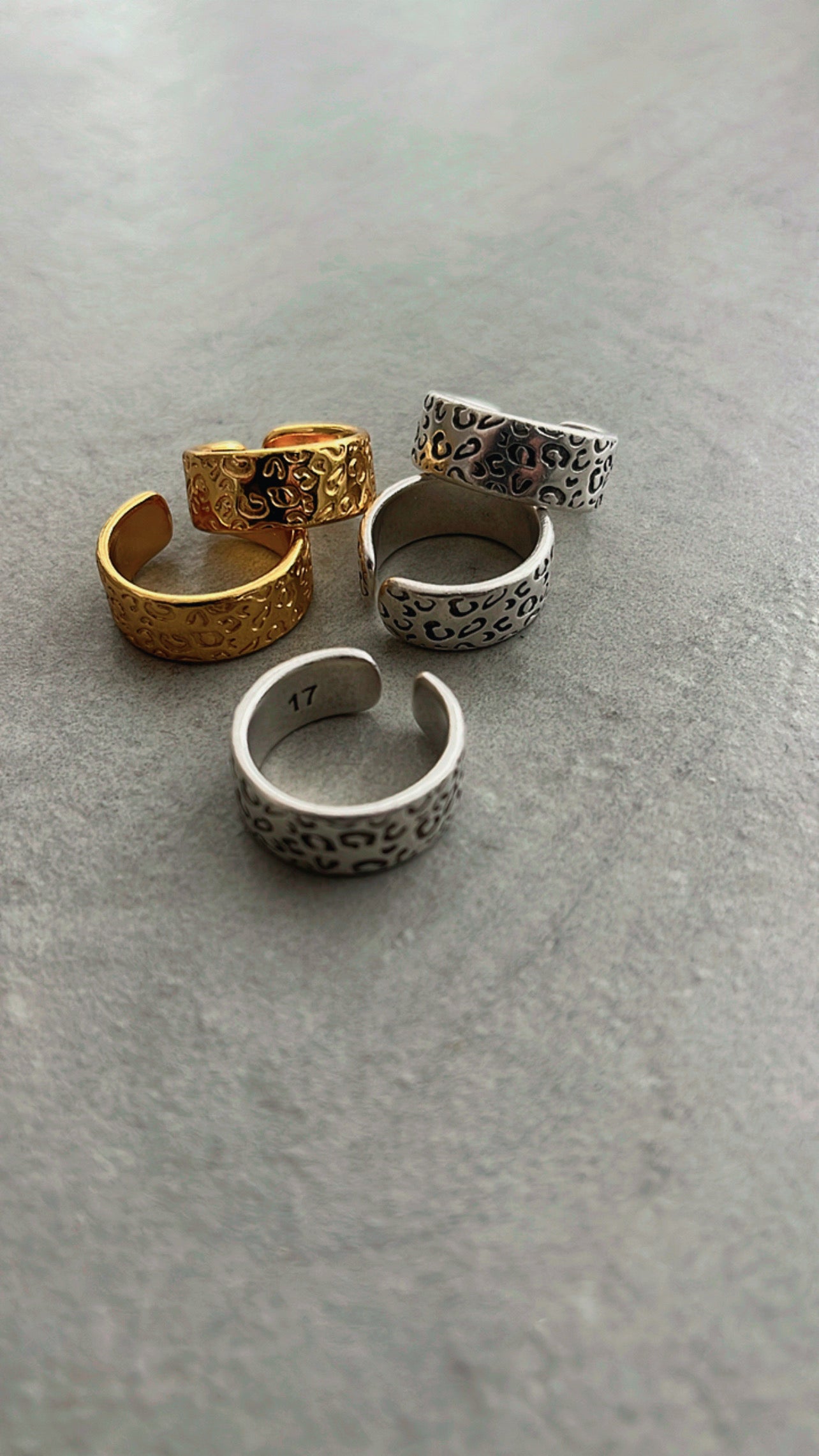 Animal print rings