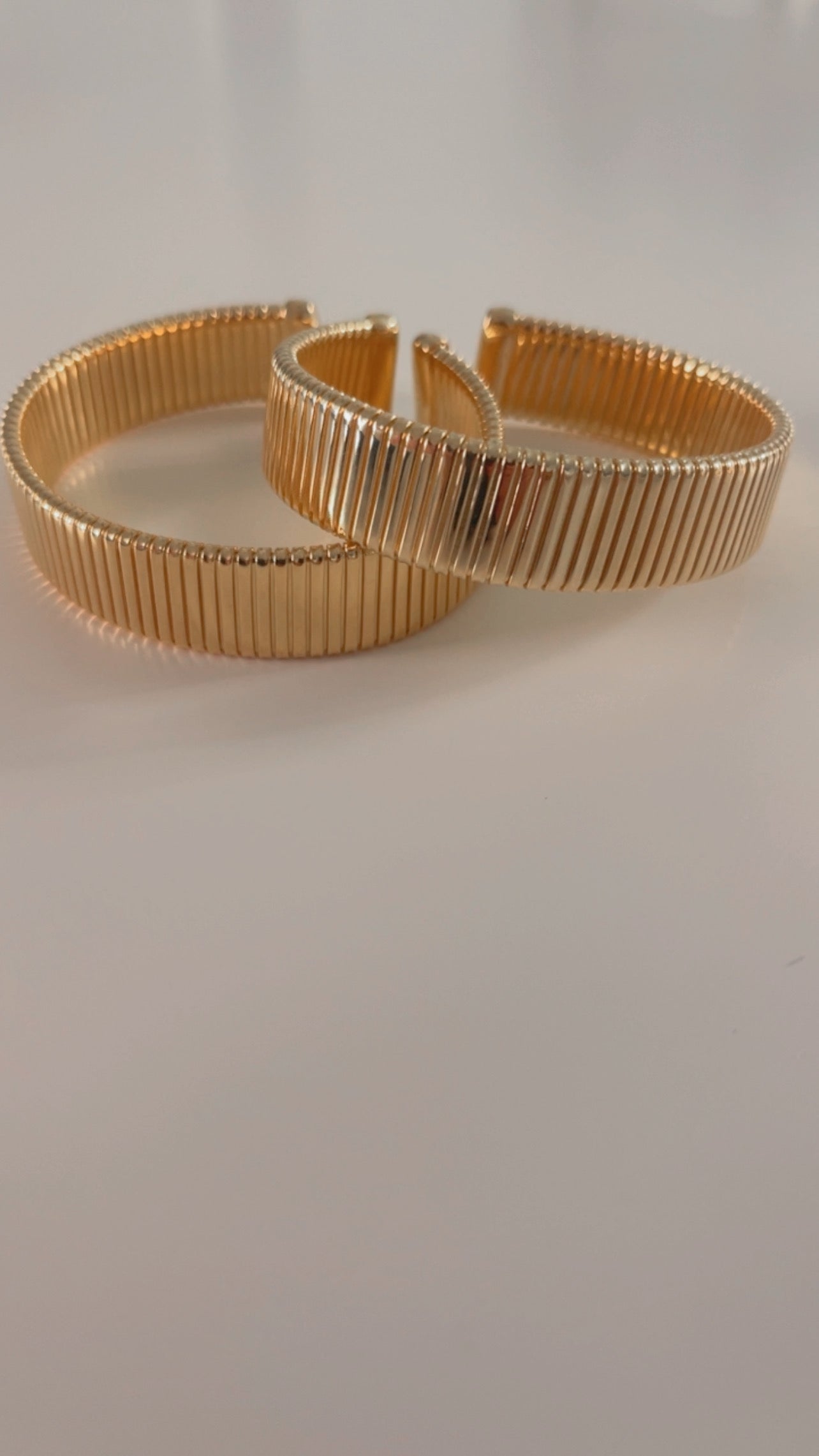 Gold bangle