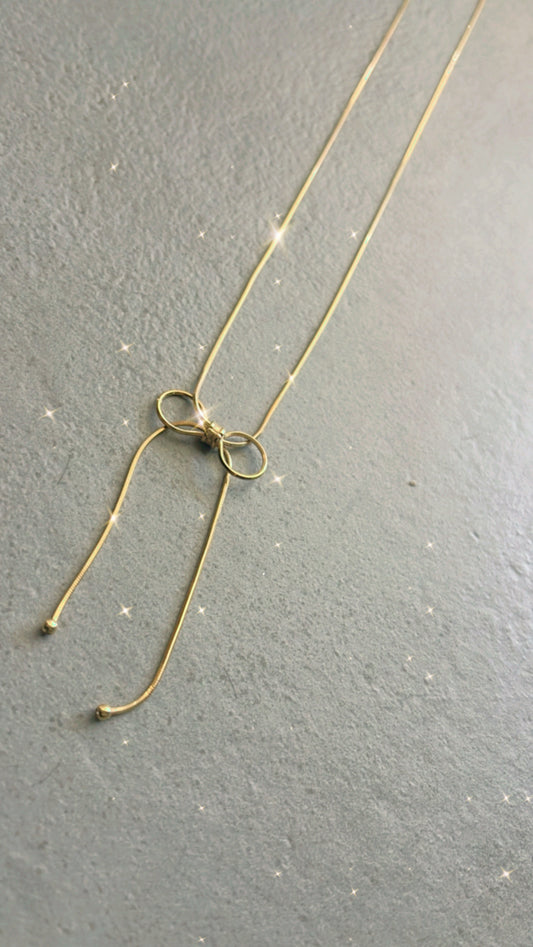 Bow pendant