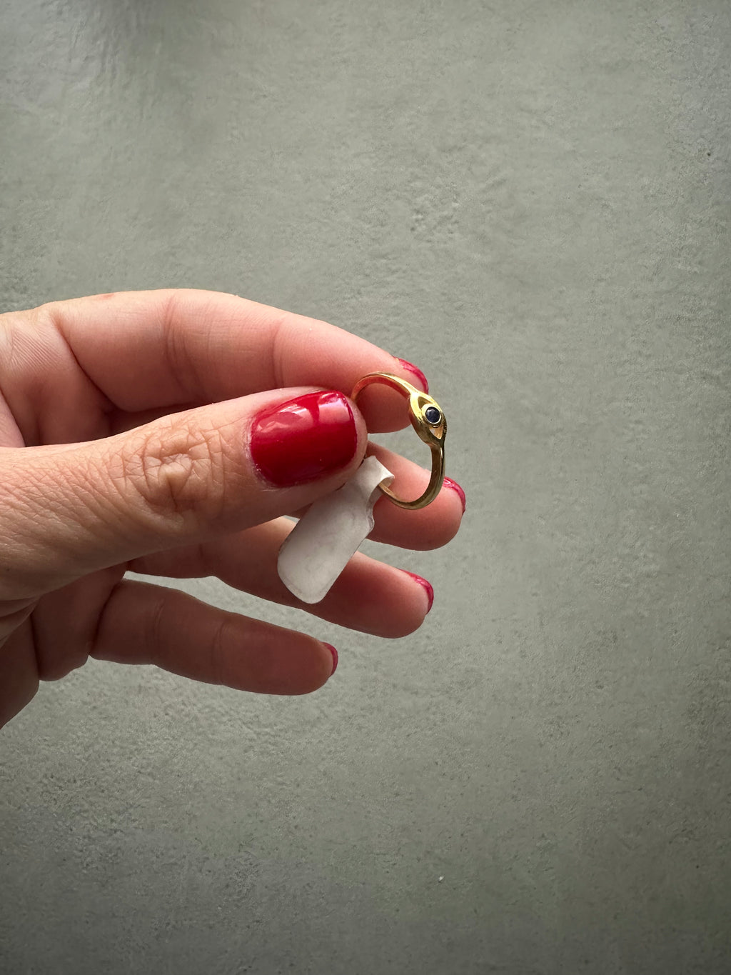 Minimal Gold Evil Eye Ring – Protection & Everyday Elegance