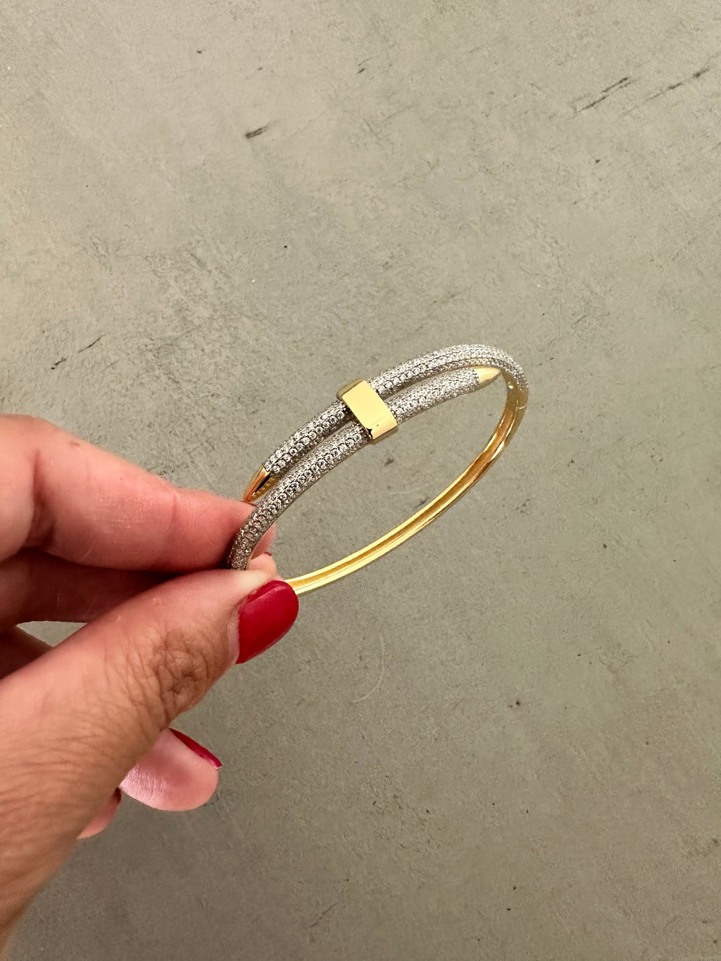 Nail head bangle