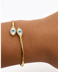 Open eye cuff