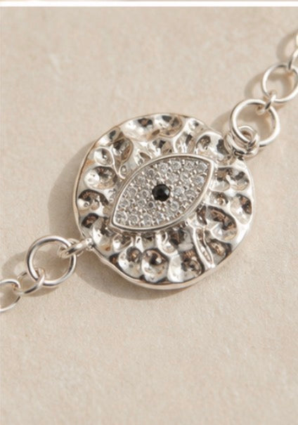 Eye bracelet