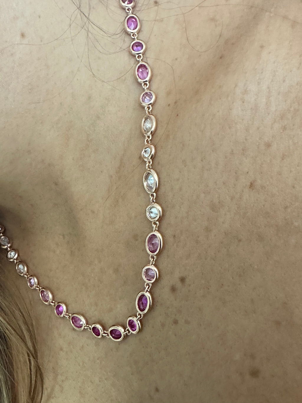 Zircon chain necklaces