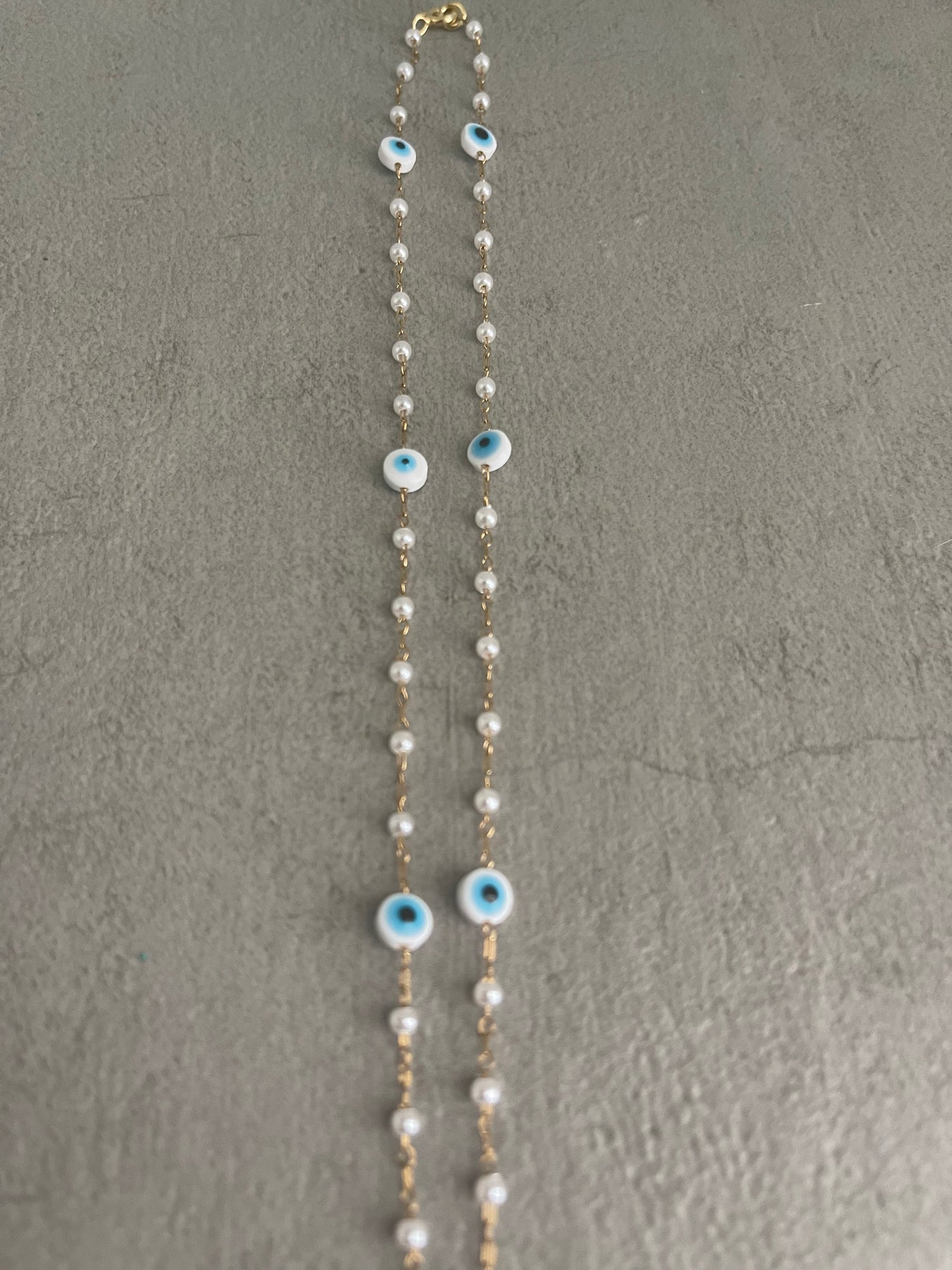 Eye pearl necklace