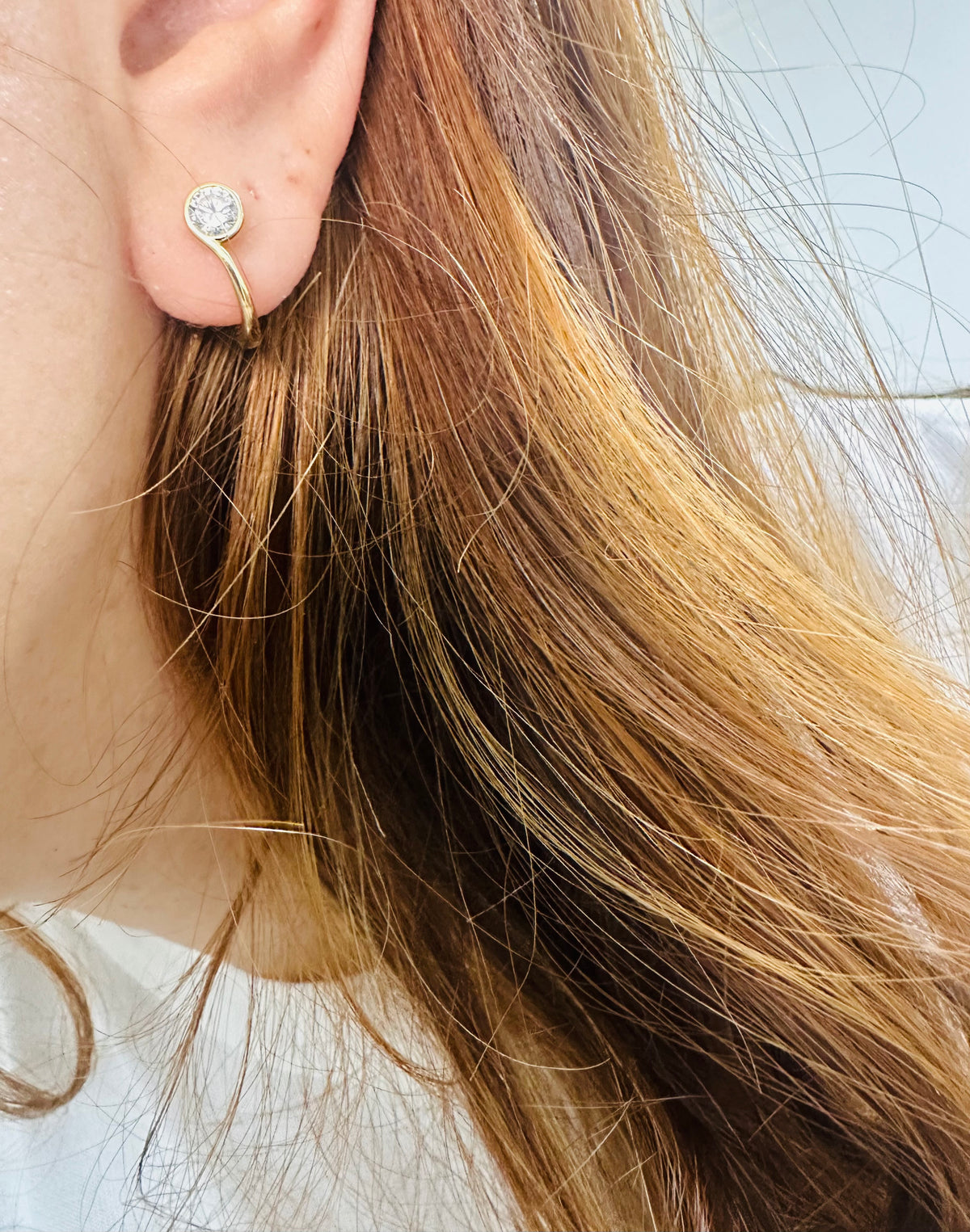 Zircon hoop