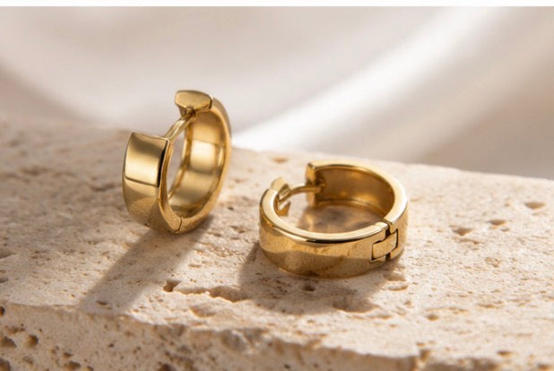 14carat gold hoops