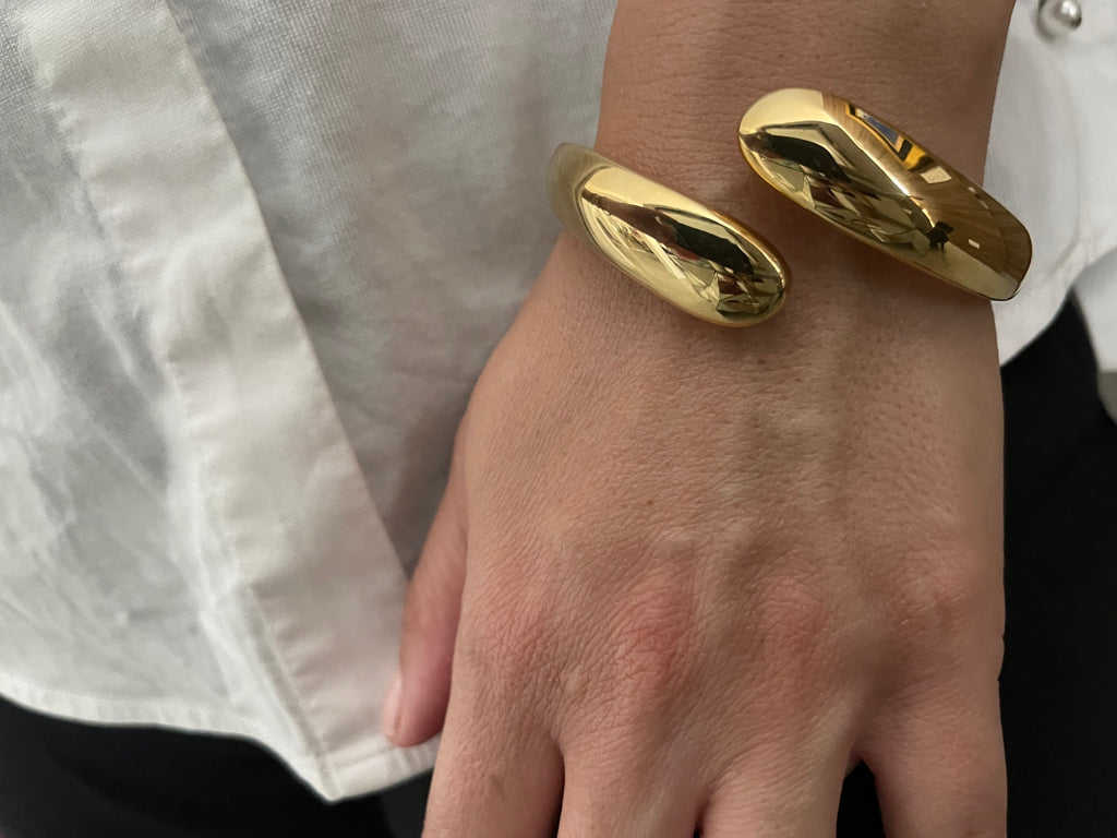 Gold-plated bangle