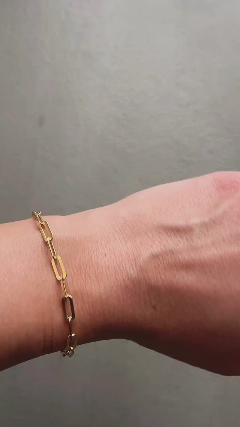 Elegant Gold Paperclip Chain Bracelet